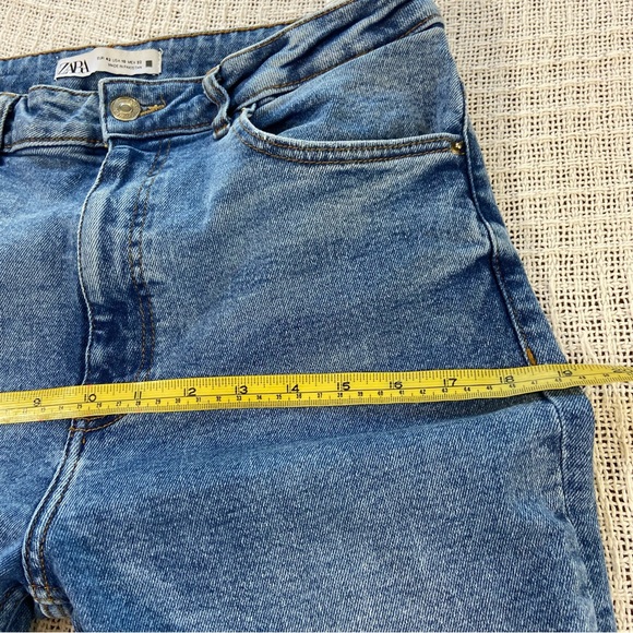 Zara Women's Classic Blue Flare Jeans stretch size 10 bell bottom high rise - Picture 9 of 11